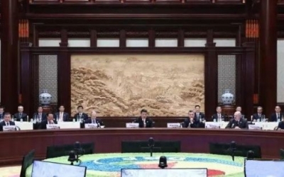 力所能及時，給家里備置幾件紅木家具！