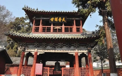 中國“最奢侈”的寺廟，全寺用楠木建成，共雕刻有9999條龍